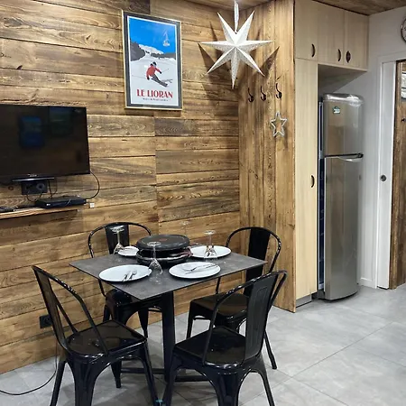 Cosy Dans La Tour Sumene Apartmán Le Lioran