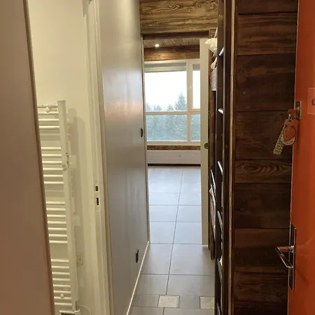 Cosy Dans La Tour Sumene Apartmán *